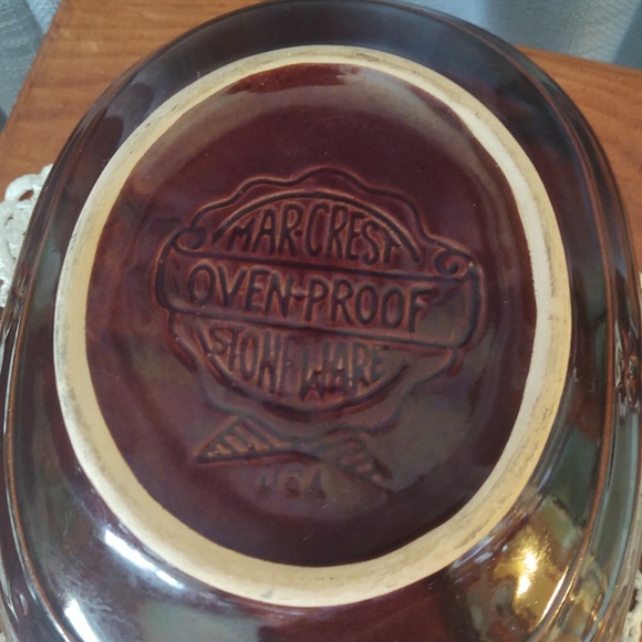 Vintage MAR-CREST Ovenproof Stoneware Pottery Bowl, Daisy Dot Pattern - Picture 5 of 11